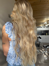 Load image into Gallery viewer, The Carlie
